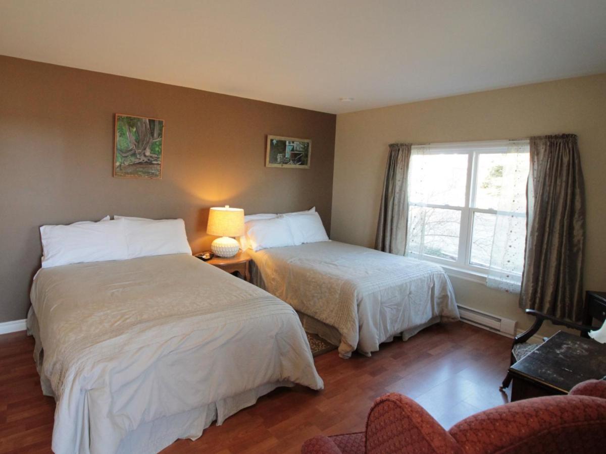 Mini-hôtel Seawind Landing Country Larry's River